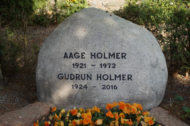 Billede af gravsten på Holstebro Nordre Kirkegård