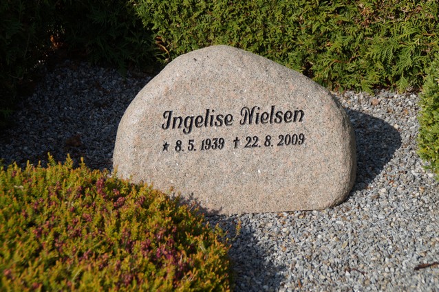 Billede af gravsten på Holstebro Nordre Kirkegård