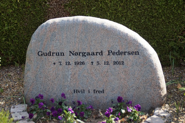Billede af gravsten på Holstebro Nordre Kirkegård