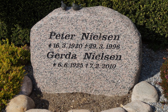 Billede af gravsten på Holstebro Nordre Kirkegård