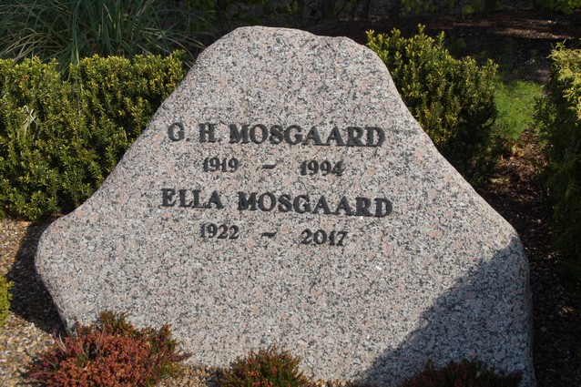 Billede af gravsten på Holstebro Nordre Kirkegård