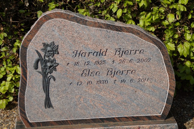 Billede af gravsten på Holstebro Nordre Kirkegård