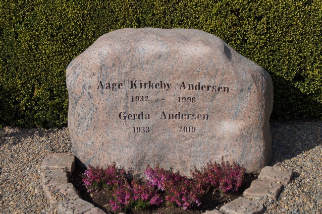 Billede af gravsten på Holstebro Nordre Kirkegård