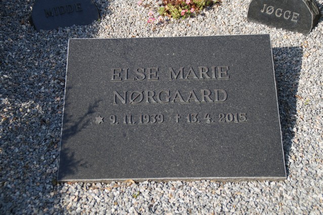 Billede af gravsten på Holstebro Nordre Kirkegård