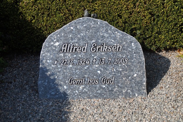 Billede af gravsten på Holstebro Nordre Kirkegård